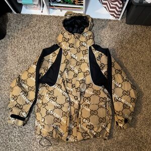 Gucci x Balenciaga Winter Coat (Oversized) size IT::46    US size :: L to XL